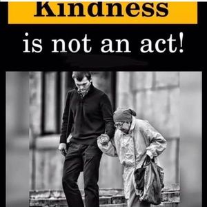 Meet your Posher, Simona